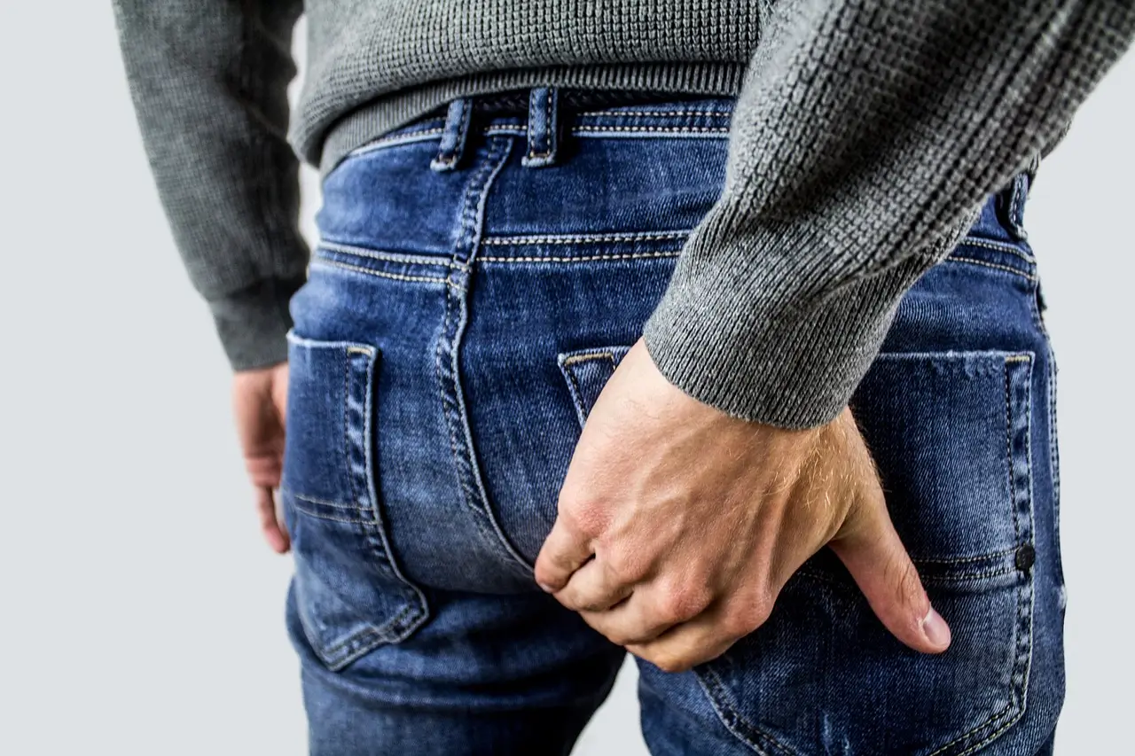 Comprendre et Soulager les Hémorroïdes: Guide Complet pour les Patients 1 hémorroïdes